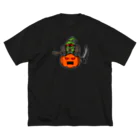 ナチュラルサトシのめへのスケアクロウとジャック・オー・ランタン ビッグシルエットTシャツ