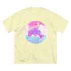 前田悠花｜イラストレーターの★夢見るイルカ（ピンク)★ ビッグシルエットTシャツ