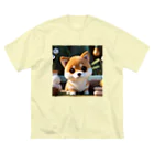 dcgnori／ワンコ画像のうるうる瞳のオムスビ顔の三角芝ちゃん ビッグシルエットTシャツ