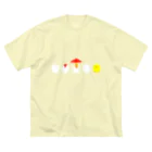 お白湯の脳内のタマゴタケとひよこ Big T-Shirt