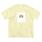 mmm.oe /モエモエモエ雑貨店の🍉と🧸🧸 Big T-Shirt