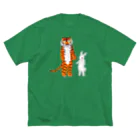 segasworksのトラちゃんとウサギちゃん 루즈핏 티셔츠