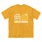 Fluffy partyのふらてぃ ぶどう黄 루즈핏 티셔츠