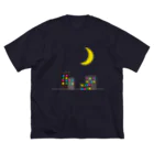 CHOTTOPOINTの三日月と弓張月とビルの間 ビッグシルエットTシャツ