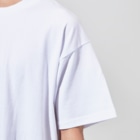 ペアTシャツ屋のシバヤさんのペア(GROOM)シューズ_ライン(白) Big T-shirts :sleeve