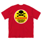 PB.DesignsのFRAGILE HEART -yellow-  ビッグシルエットTシャツ