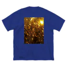 空屋　sorayakusakaの201212210706000　黄金の朝 Big T-Shirt