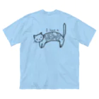 MEWのわたしは猫背です。 ビッグシルエットTシャツ