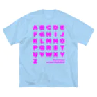 PyriteDesignの26 letters in the alphabet【Tshirt】【Design Color : Pink】【Design Print : Front】 ビッグシルエットTシャツ
