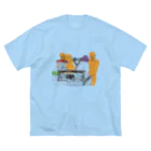 STUDIOunfreesiaのGoldfish Seller ビッグシルエットTシャツ