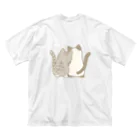 かわいいもののおみせ　いそぎんちゃくの表裏印刷　仲良し猫　サバ白&ポインテッド Big T-Shirt