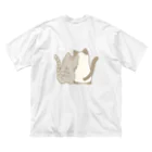 かわいいもののおみせ　いそぎんちゃくの表裏印刷　仲良し猫　鯖トラ&ポインテッド Big T-Shirt