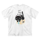 イラスト MONYAAT のバックプリント クロネコのバリバリバリー ビッグシルエットTシャツ