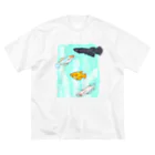 ビィチGYOGYOのメダカ　B01 Big T-Shirt