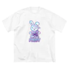 月灯ふんわり亭のぴょんぴーグッズ Big T-Shirt