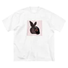 うさぎ雑貨屋maccoの黒うさぎ ビッグシルエットTシャツ