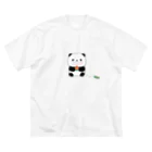 ゆきいろデザインのスイカを食べるパンダ ビッグシルエットTシャツ