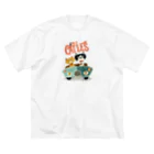 CATLESのCATLES CAR DRIVE ハチワレ猫とキジトラ猫のドライブ Big T-Shirt