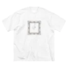 もりのきのこのお人形さんのhand parts 02 Big T-Shirt