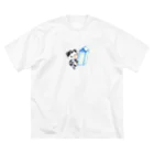 satoayaのアニマルカフェのドリンクマ　ミルク ビッグシルエットTシャツ