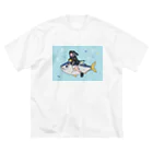 ｾﾂﾅ ﾂﾅ🐟のマグロと海の旅(ｾﾂﾅﾂﾅロングver) 絵柄が前 ビッグシルエットTシャツ