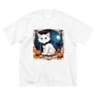 yoiyononakaのハロウィンの白猫08 Big T-Shirt