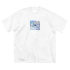 白銀屋の美しい冬の景色 Big T-Shirt