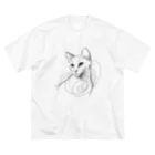 cat houseのline drawing white cat Big T-Shirt