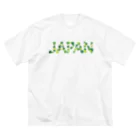 junichi-goodsのバルーン文字「JAPAN」（緑色系） ビッグシルエットTシャツ