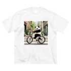 junpeiganba07の街の中を自転車で走るパンダ ビッグシルエットTシャツ