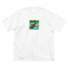 rearemonの流れの中でバタフライスタイルで泳ぐコツメカワウソ Big T-Shirt