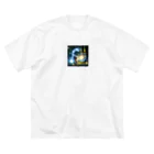 katohkouchiのMystical Creature with Large Luminous and Kitten Big T-Shirt