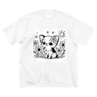 くつろぎ堂☆ネコにゃん☆イヌわんの**お花の子犬のチワワ**モノクロ Big T-Shirt