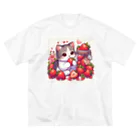 いちごと一緒🍓のいちごと猫シリーズ ビッグシルエットTシャツ