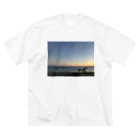 syo tam Enaのただの夕方の海 ビッグシルエットTシャツ