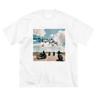 the blue seasonの風を切って、空と地を繋ぐ Big T-Shirt