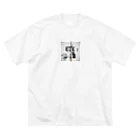 飯塚 iizukaの白壁 Big T-Shirt