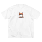 @猫グッズ製作所のかわいい猫のヤンチャまる ビッグシルエットTシャツ