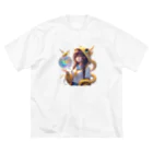 dramusumeのオーブをのぞくドラ娘 ビッグシルエットTシャツ