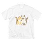かわいいもののおみせ　いそぎんちゃくの表裏印刷　仲良し猫　茶白&ポインテッド Big T-Shirt