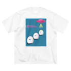 外井咲和子のstrange Big T-Shirt