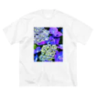 LalaHangeulのガクアジサイの花と蕾 ビッグシルエットTシャツ