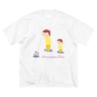 ワシキタチナツ|IllustrationのSisters Big T-Shirt