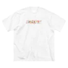 不健康こそ最大の贅沢のフラワーセラピー Big T-Shirt