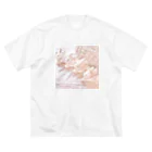 yoppiのCotton candy rabbit Big T-Shirt