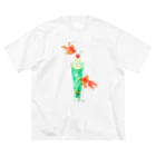 isshiki mayumiの金魚とソーダが夢の泡 ビッグシルエットTシャツ