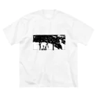 キョムノのFriendly to me at night. ビッグシルエットTシャツ