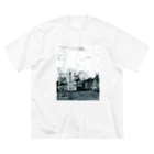 ふわりの絵画のような街（原色） ビッグシルエットTシャツ