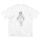 オペラのコートを着た女の子（線画/背景無し） Big T-Shirt