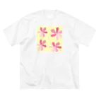 kanamaru14の春の足音🌸🐝🌸 ビッグシルエットTシャツ